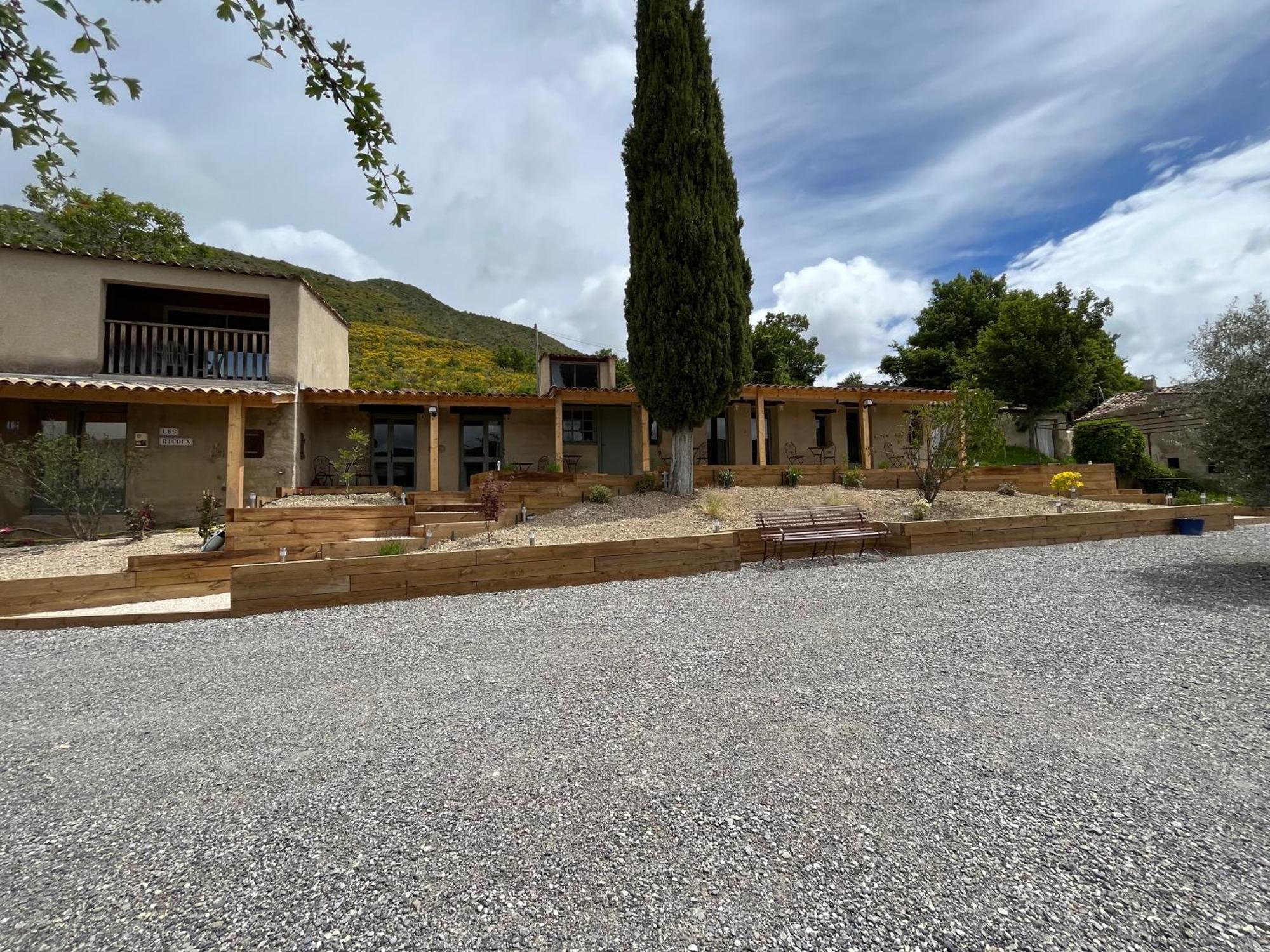 Les Ricoux Apartment Montfroc Exterior photo