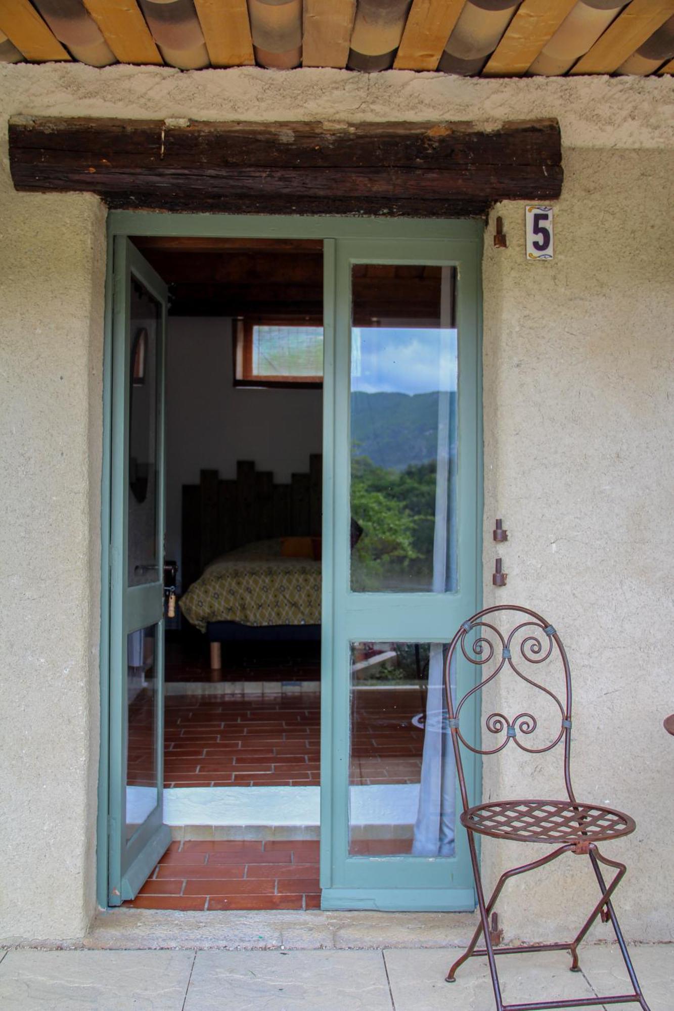 Les Ricoux Apartment Montfroc Exterior photo