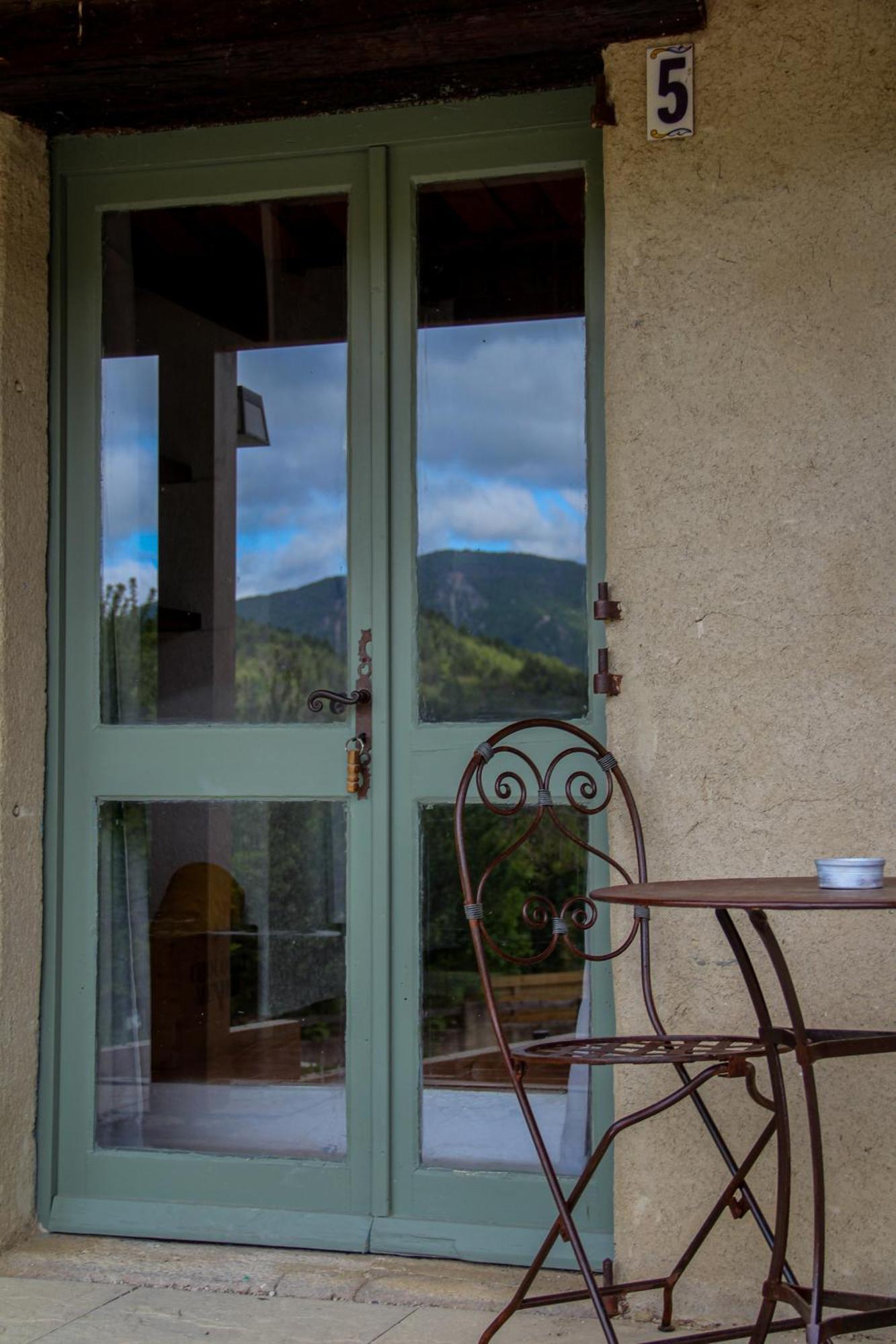 Les Ricoux Apartment Montfroc Exterior photo